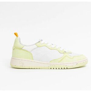 Women's Oncept Phoenix Sneakers Size 9.5  Cool Matcha